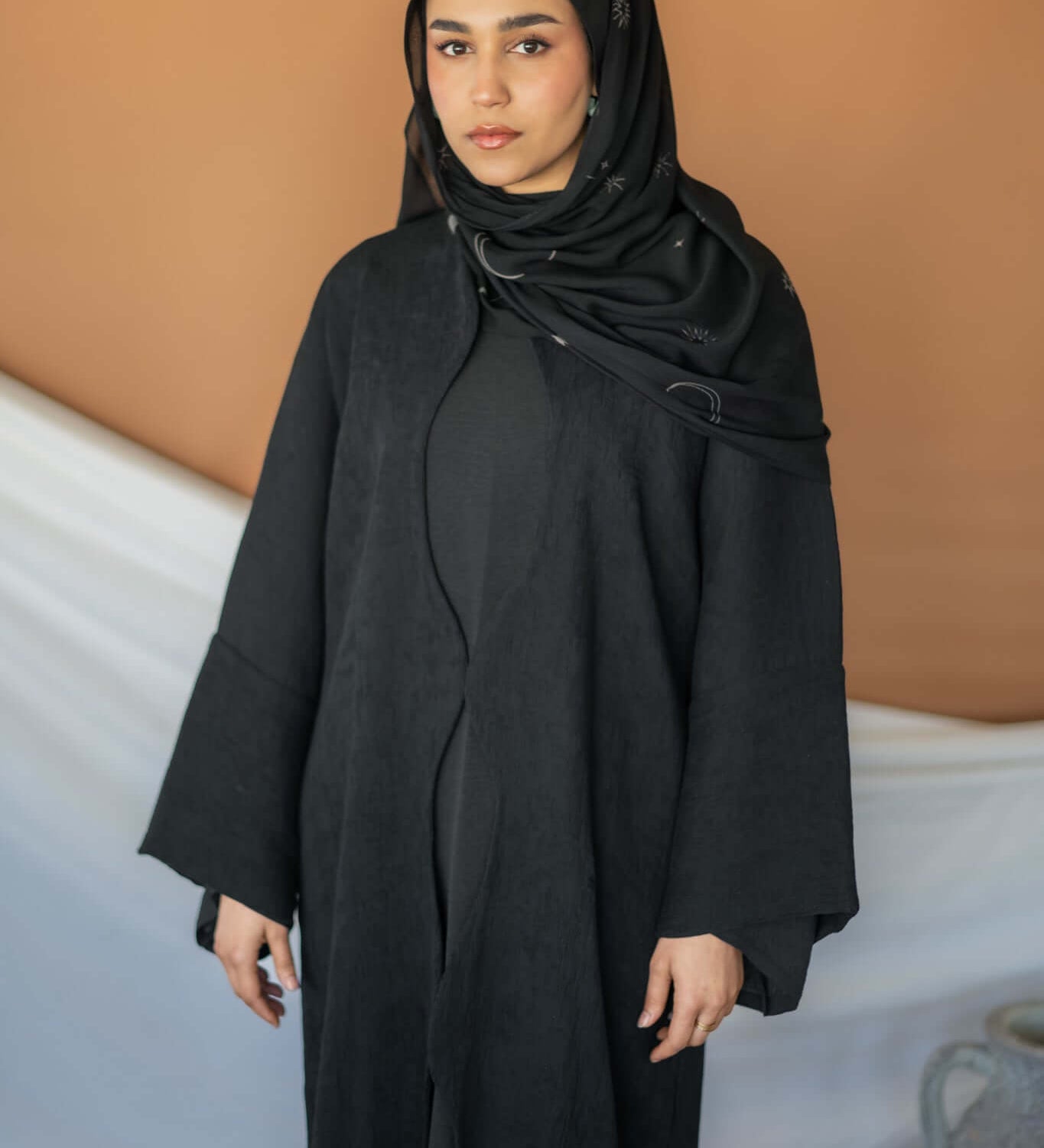 Qamar Black