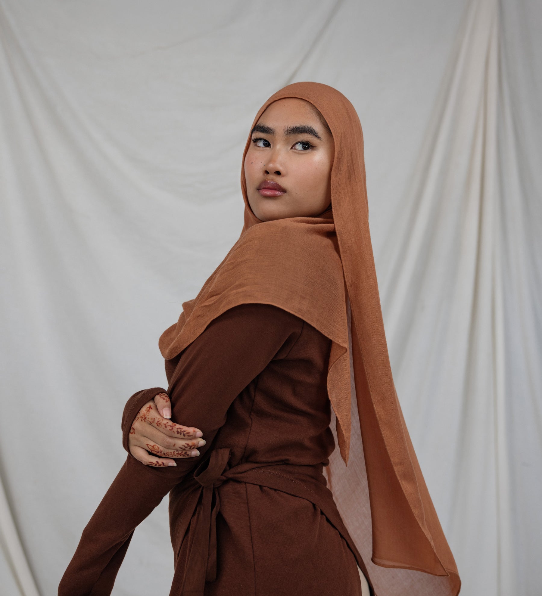 Cinnamon Modal