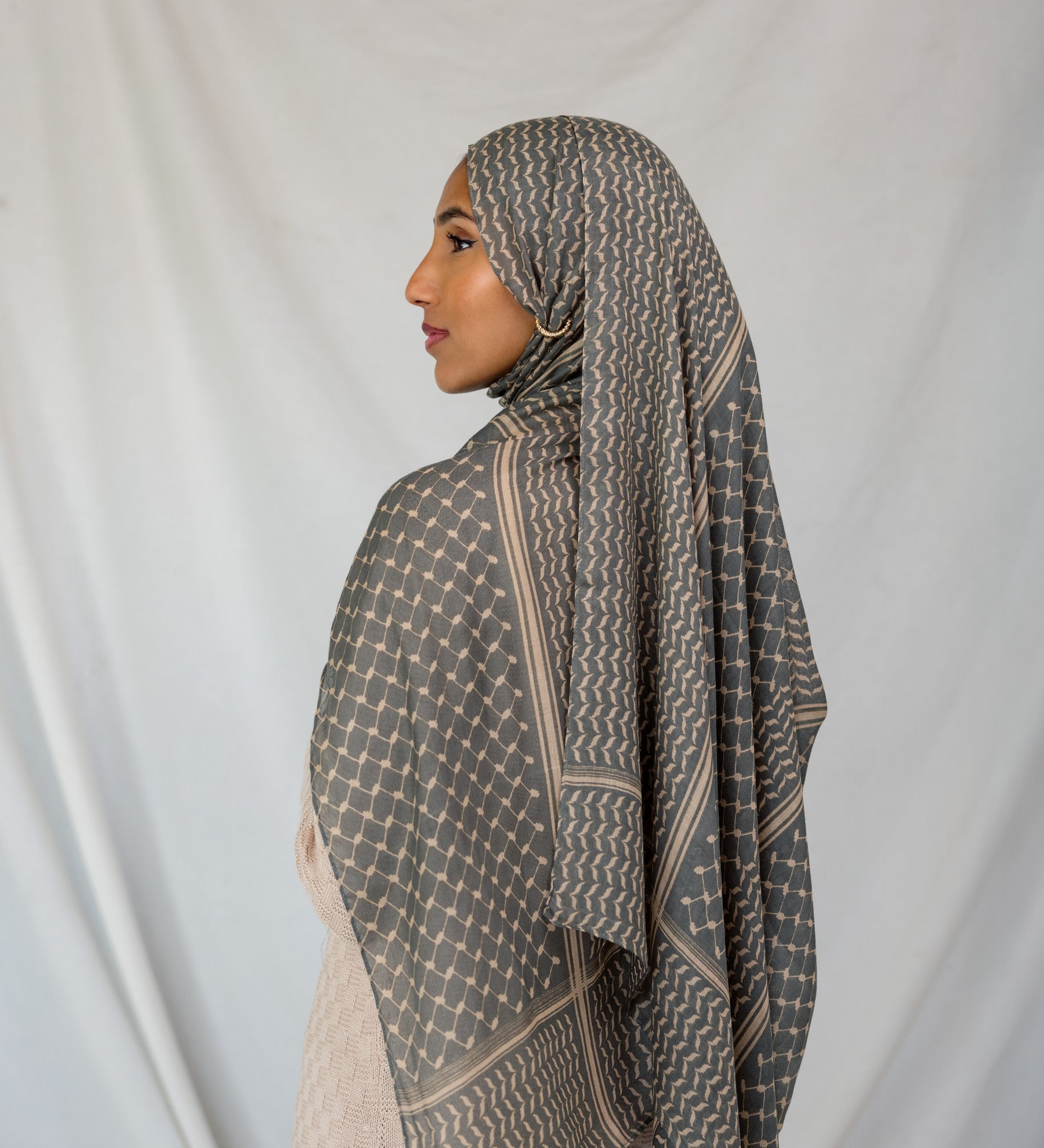 Sage Kuffiyeh