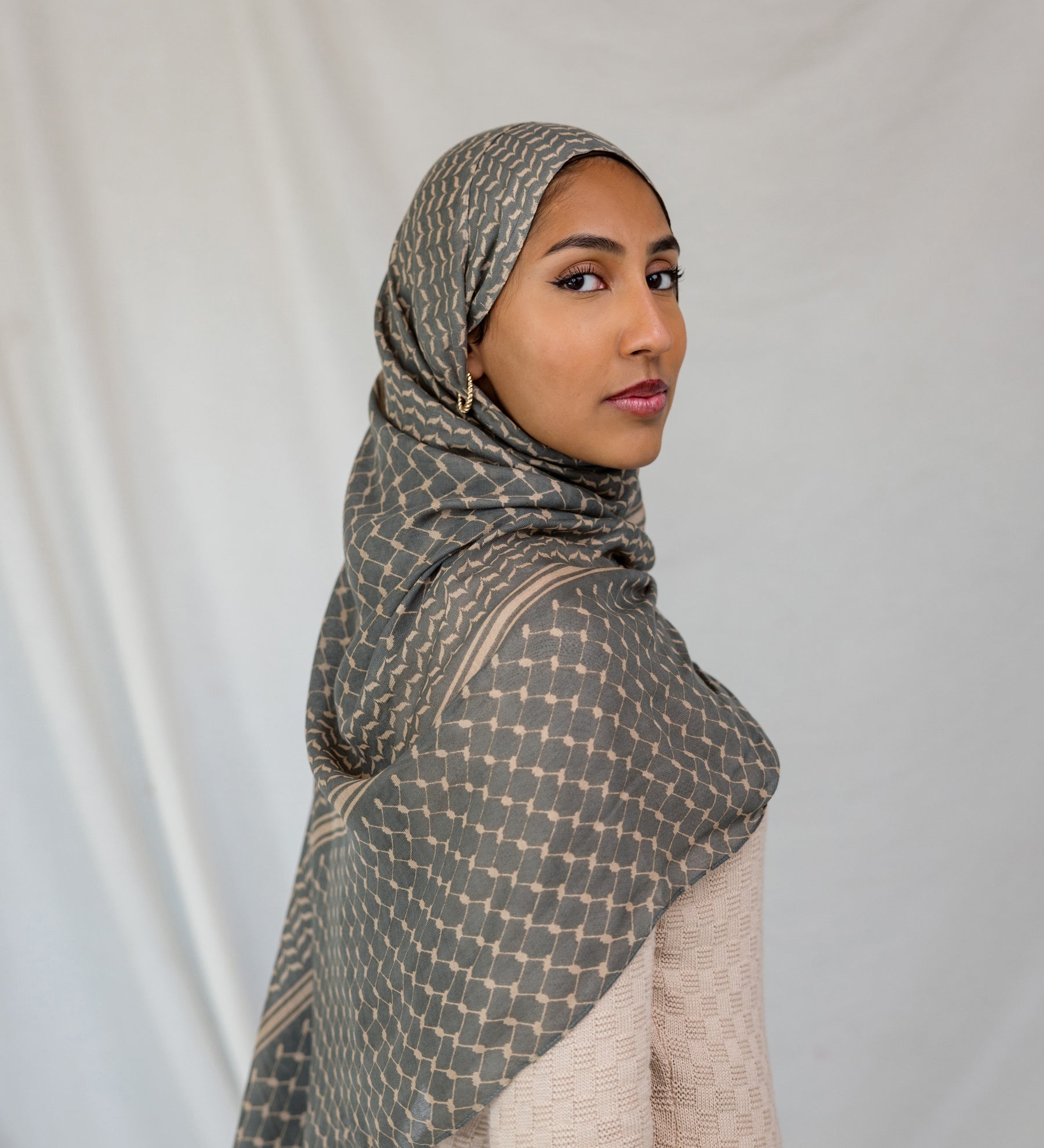Sage Kuffiyeh